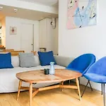 Spacious Family Nest Near Belleville
